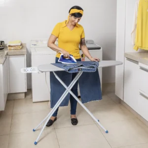 Tábua de Passar Roupa Pluma Tri Plus em Aço (Menor) - Forro Térmico Cinza